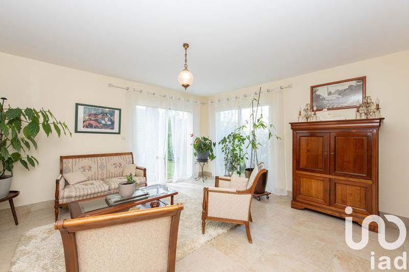 Maison - 180 m² - 5 pièces