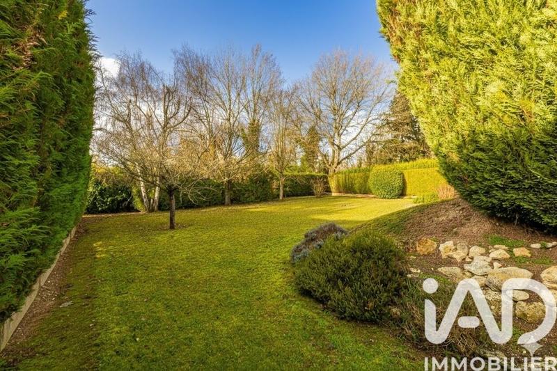 Maison - 200 m² - 7 pièces