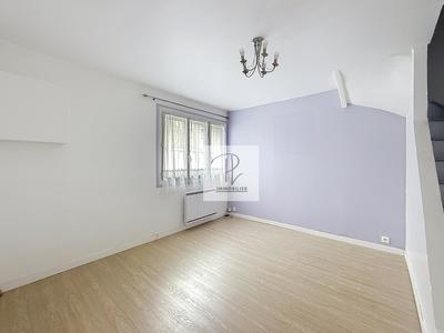 Maison - 100 m² - 6 pièces