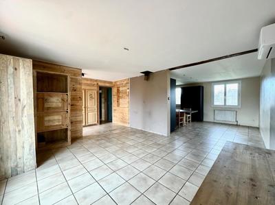 Maison - 148 m² - 6 pièces