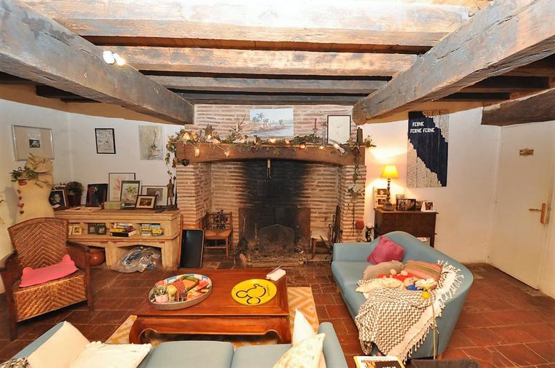 Maison de village - 400 m² - 10 pièces