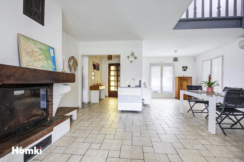 Maison - 136 m² - 4 pièces