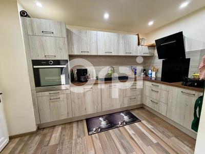 Maison - 127 m² - 5 pièces