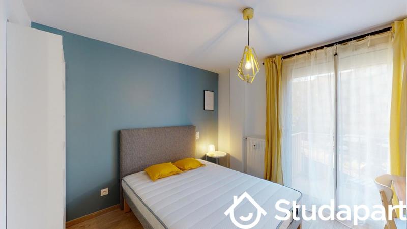 Chambre - 12 m² - 1 pièce