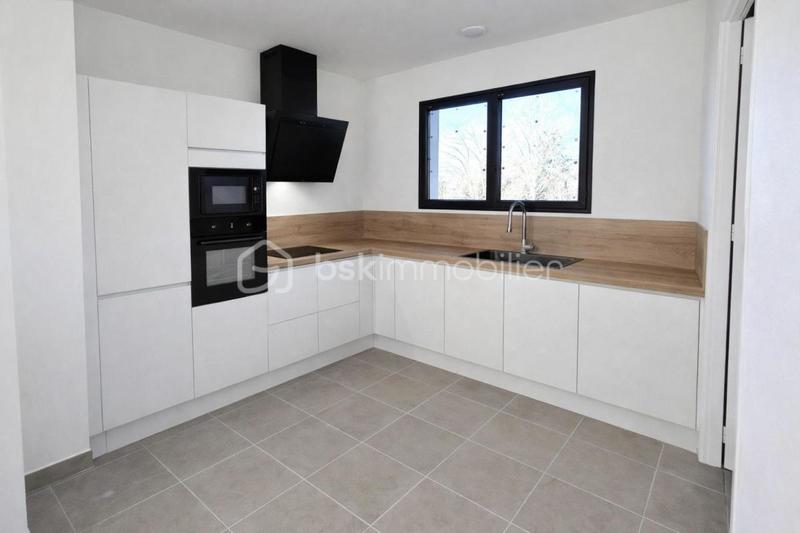 Maison - 105 m² - 5 pièces