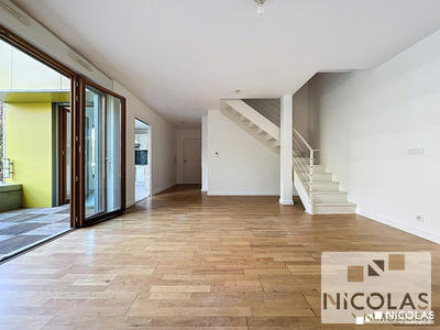 Appartement - 83 m² - 4 pièces