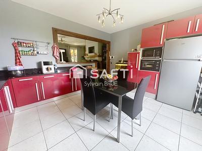 Maison - 142 m² - 6 pièces