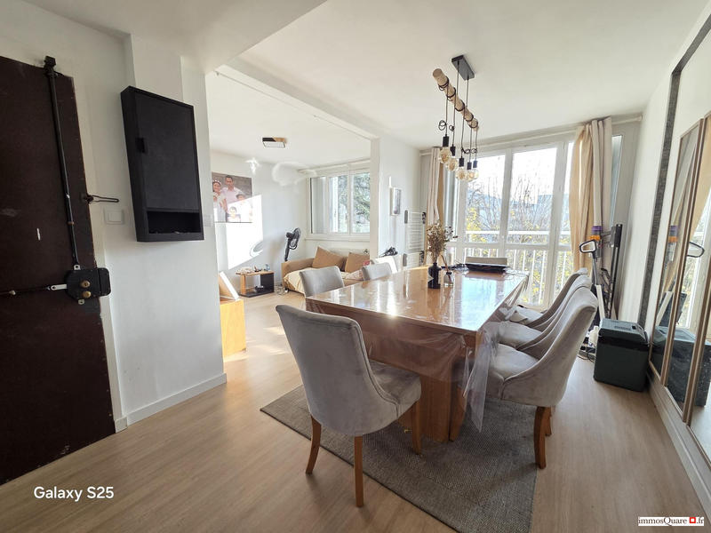 Appartement - 82 m² - 4 pièces