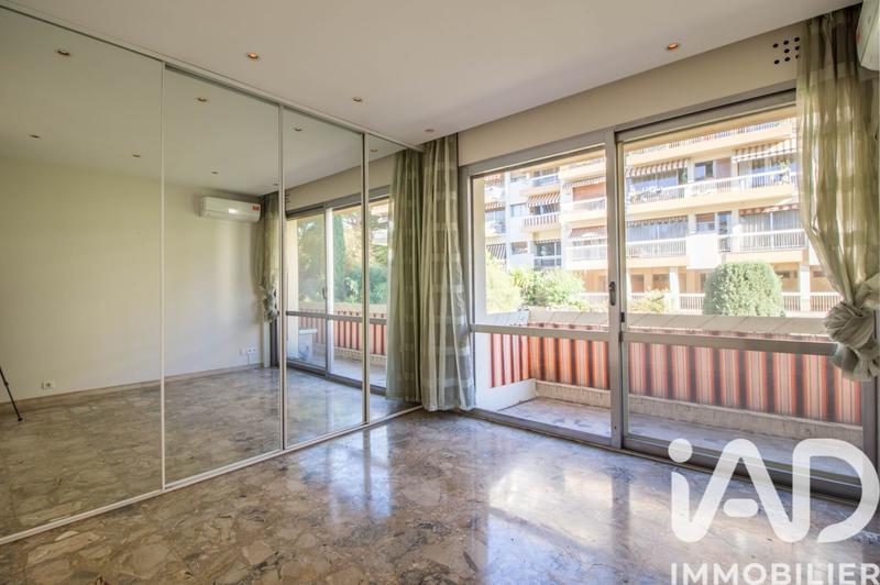 Appartement - 77 m² - 3 pièces