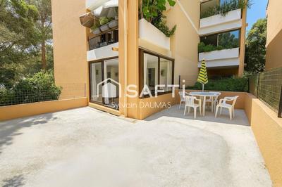 Appartement - 90 m² - 4 pièces