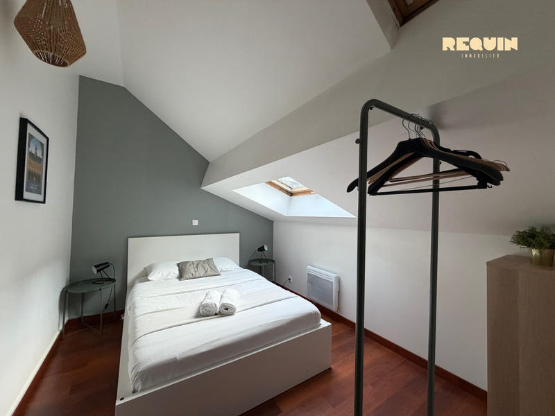 Appartement - 96 m² - 6 pièces