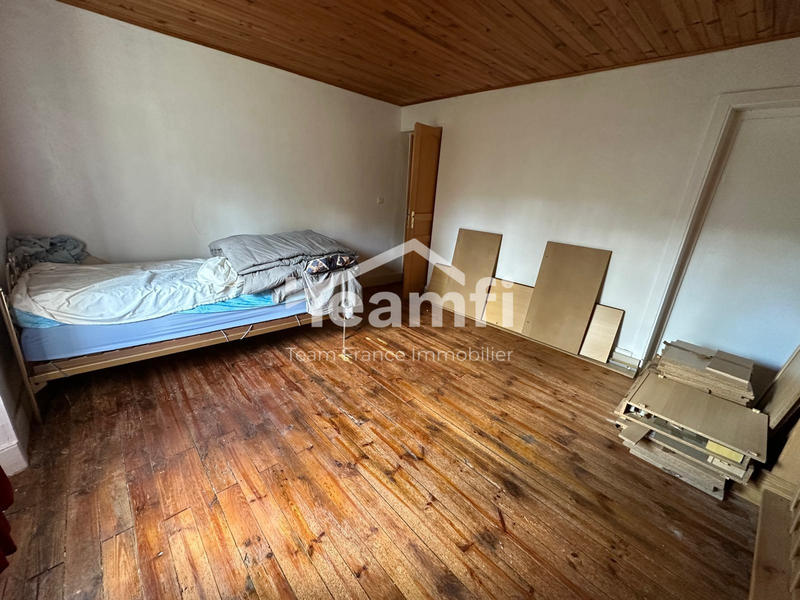 Maison - 259 m² - 10 pièces