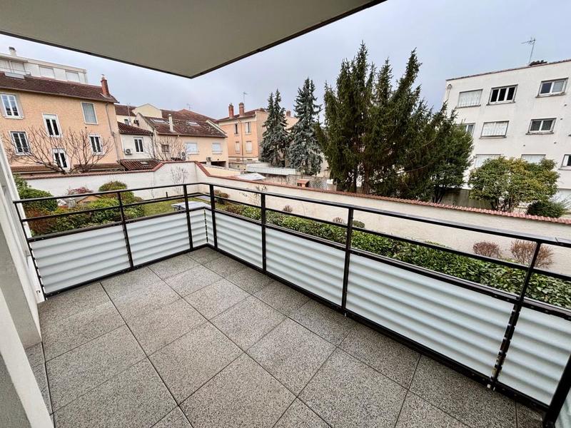 Appartement - 60 m² - 3 pièces