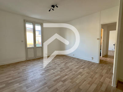 Immeuble - 97 m² - 4 pièces