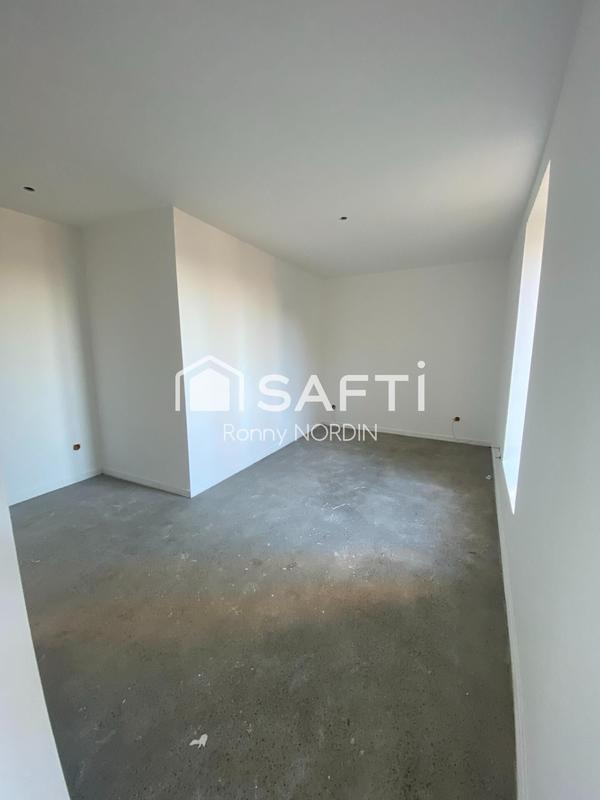 Maison - 225 m² - 7 pièces