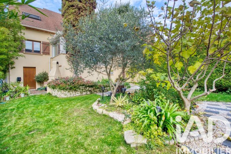 Maison - 112 m² - 6 pièces