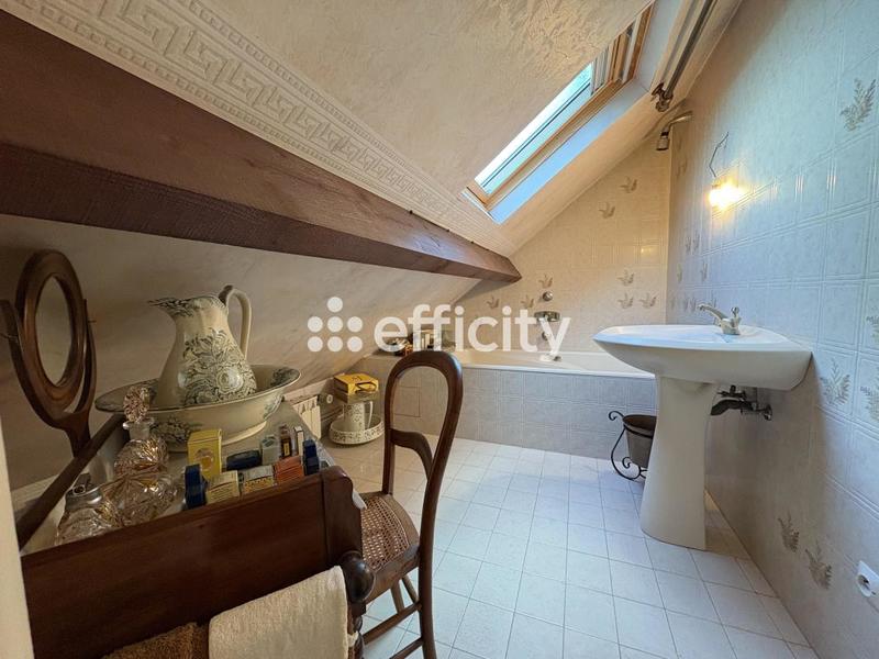 Maison - 117 m² - 6 pièces