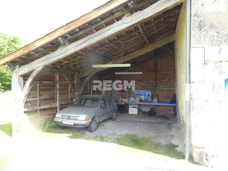 Propriété - 170 m² - 7 pièces