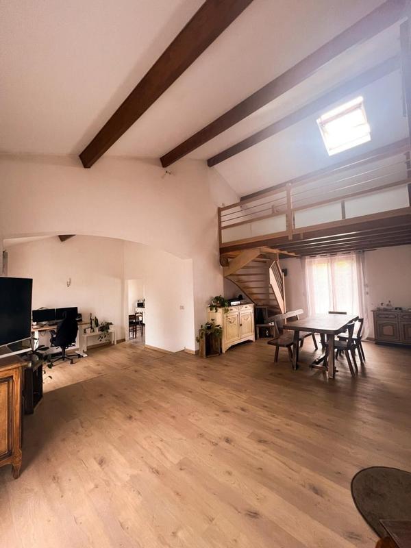 Maison - 135 m² - 6 pièces