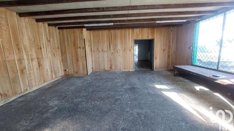 Local commercial - 267 m²