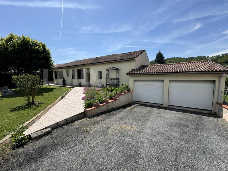 Maison - 103 m² - 5 pièces