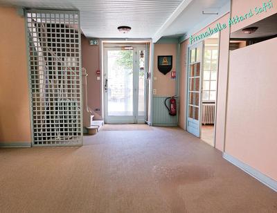 Local commercial - 369 m² - 11 pièces