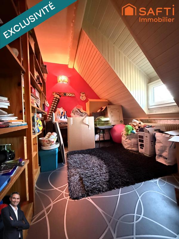 Maison - 99 m² - 5 pièces