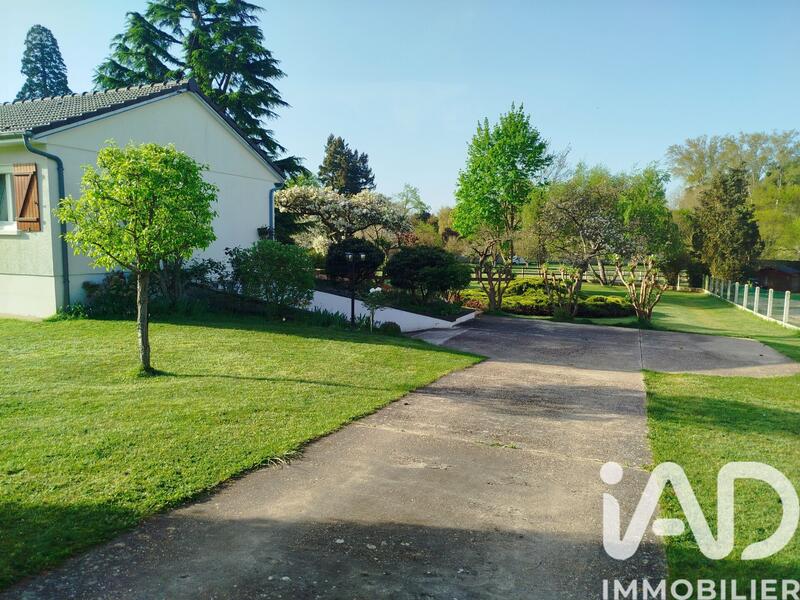 Maison - 93 m² - 4 pièces