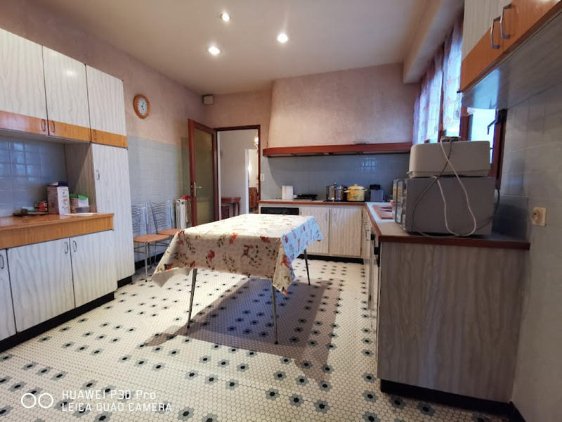 Maison - 140 m² - 7 pièces