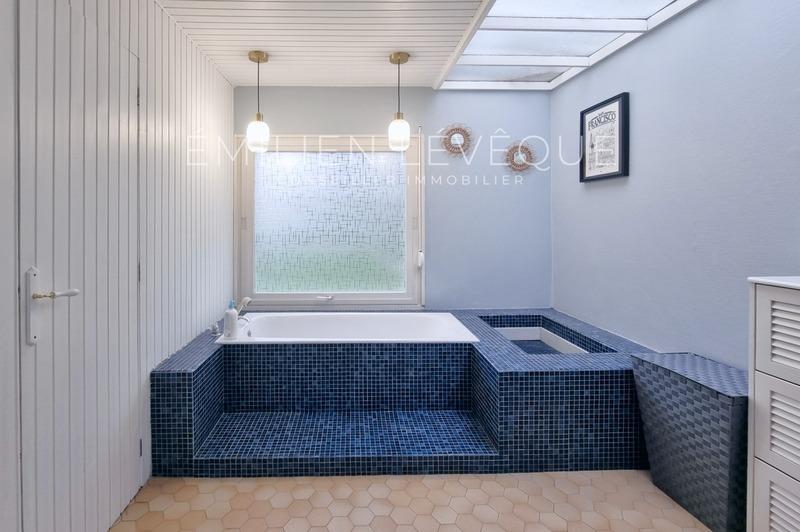 Maison - 136 m² - 7 pièces