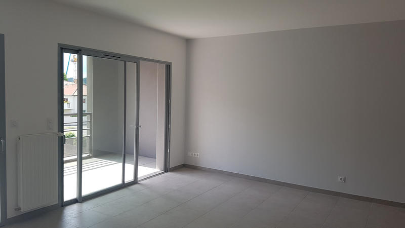 Appartement - 80 m² - 3 pièces