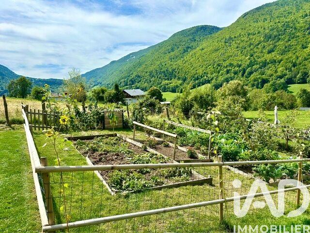 Châlet - 339 m² - 13 pièces