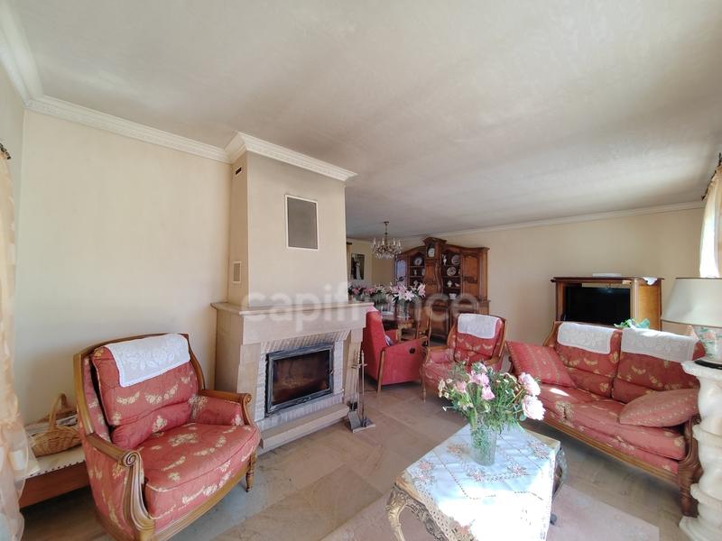 Maison - 183 m² - 6 pièces