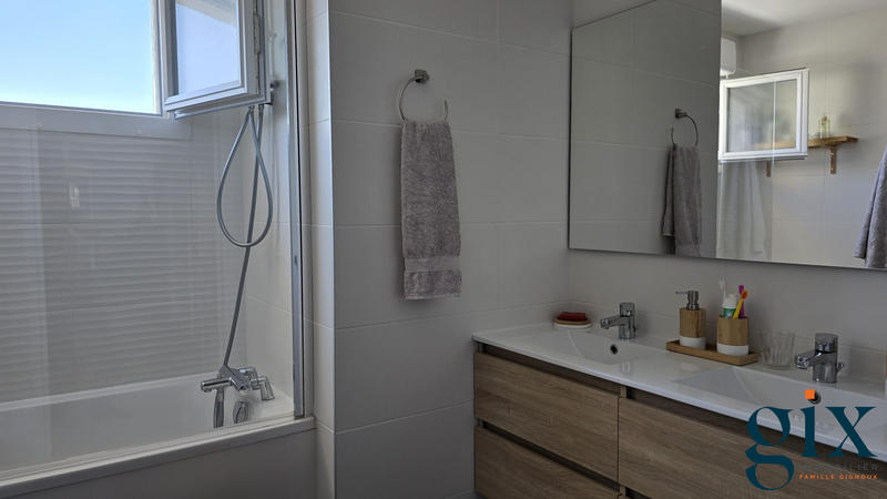 Appartement - 86 m² - 3 pièces