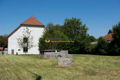 Maison - 232 m² - 7 pièces