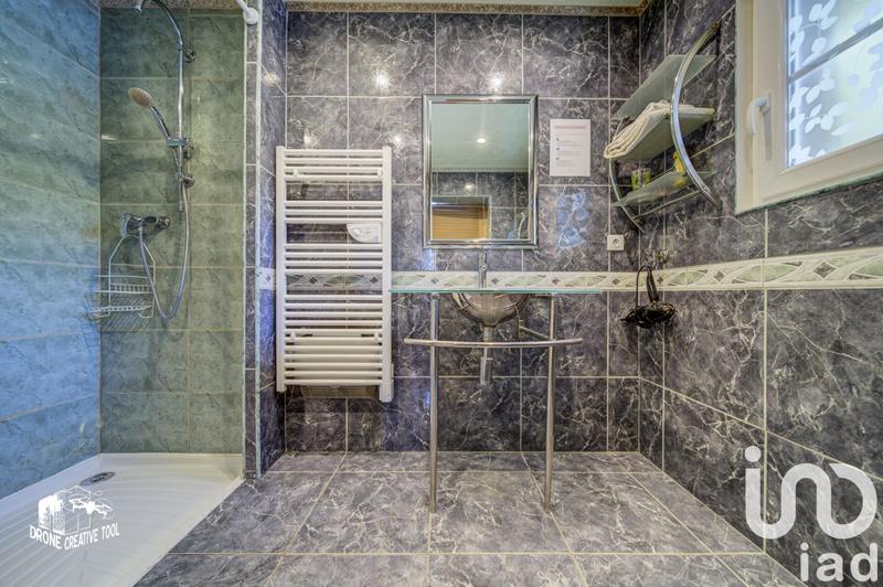 Maison - 453 m² - 14 pièces