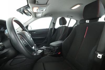 Bmw Série 1 118iA Sport 5p 170 ch