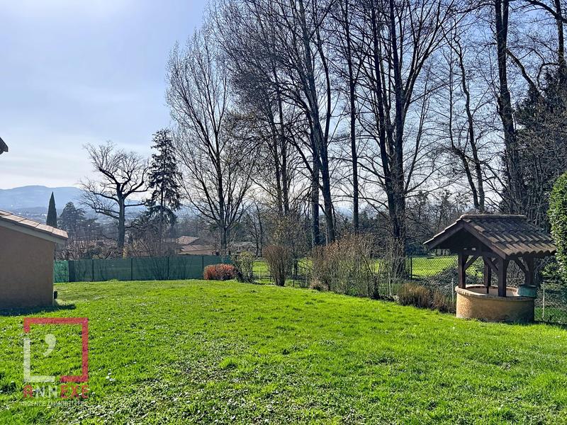 Maison - 217 m² - 7 pièces