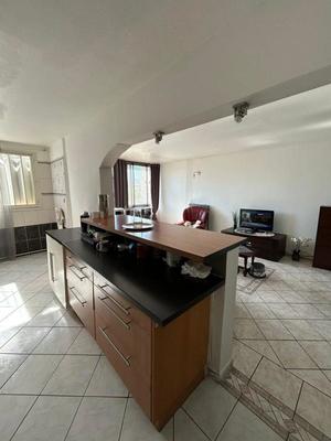 Appartement - 100 m² - 5 pièces