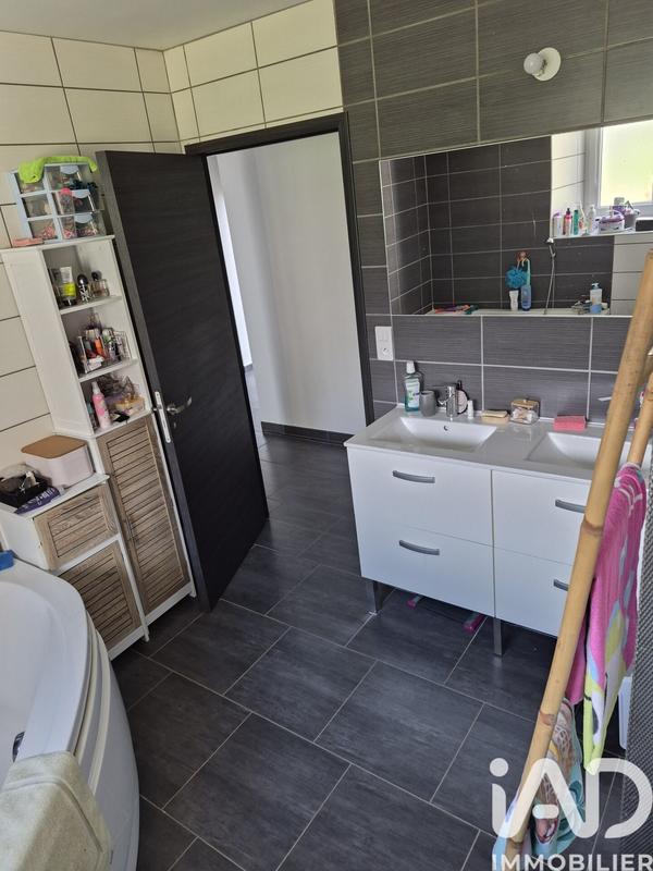 Maison - 211 m² - 6 pièces