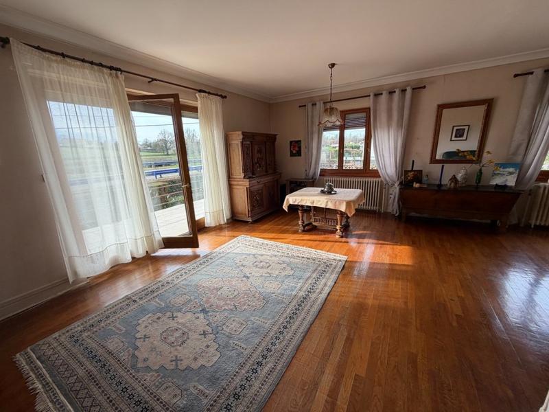 Maison - 166 m² - 7 pièces