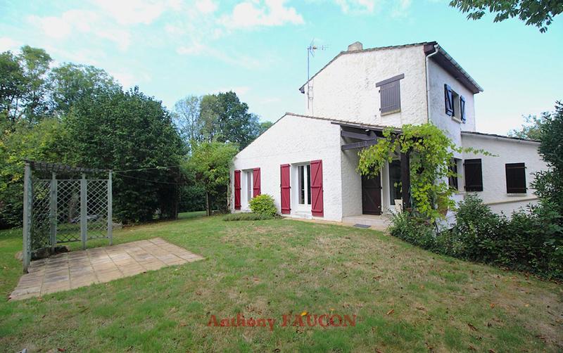 Maison - 162 m² - 7 pièces