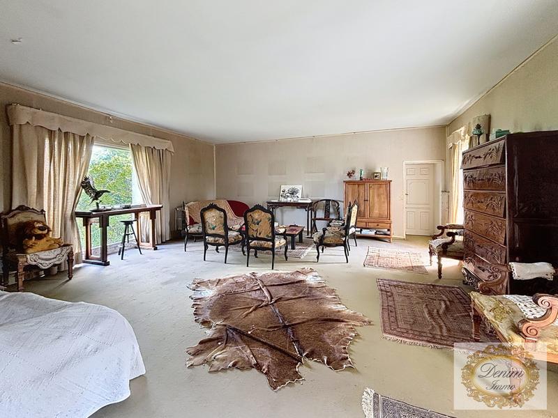 Maison - 500 m² - 11 pièces