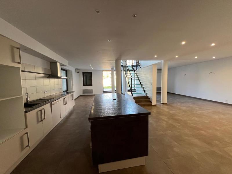 Maison de ville - 158 m² - 4 pièces