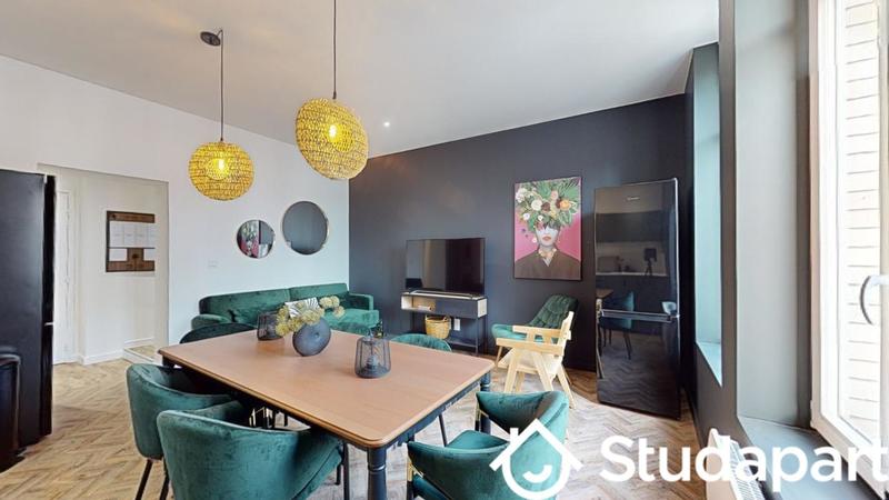 Chambre - 11 m² - 1 pièce