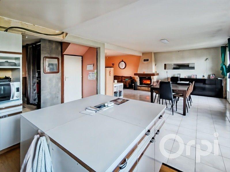 Maison - 82 m² - 4 pièces