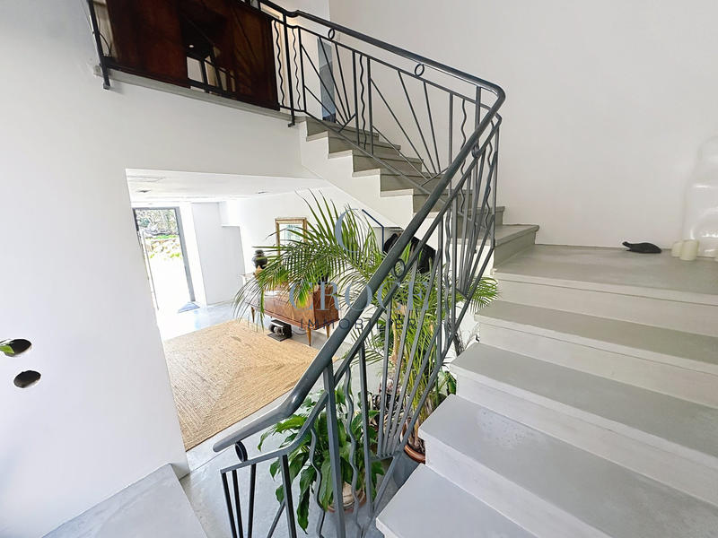 Maison ancienne - 230 m² - 6 pièces