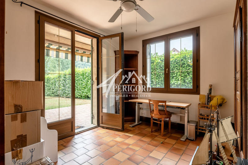 Maison traditionnelle - 145 m² - 6 pièces