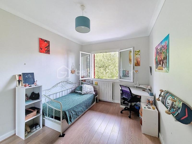 Maison d'architecte - 291 m² - 8 pièces