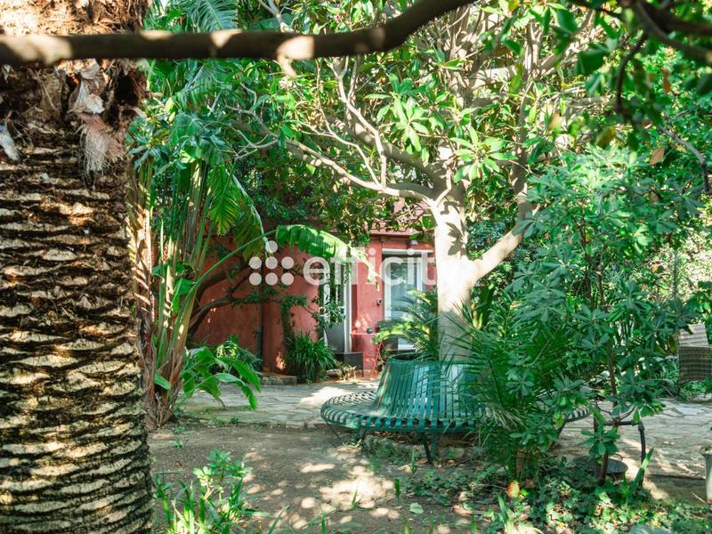 Maison - 236 m² - 6 pièces